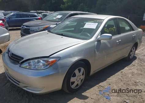 2004 Toyota Camry Le from USA, damaged, VIN 4T1BE32KX4U794087
